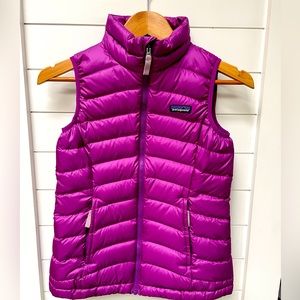 Patagonia Girls Size M(10) Down Vest